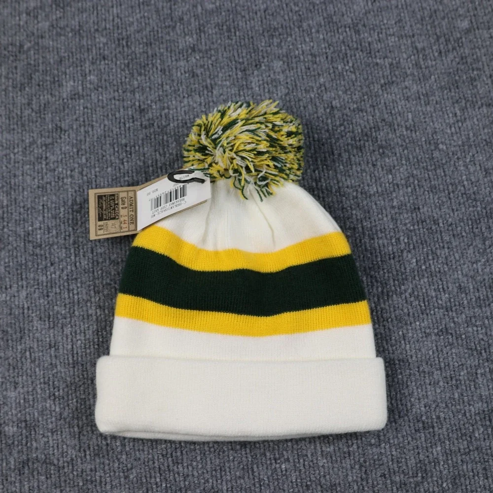 North Dakota State Bison Hat Beanie Mens One Size Green White NCAA‎ Football Pom